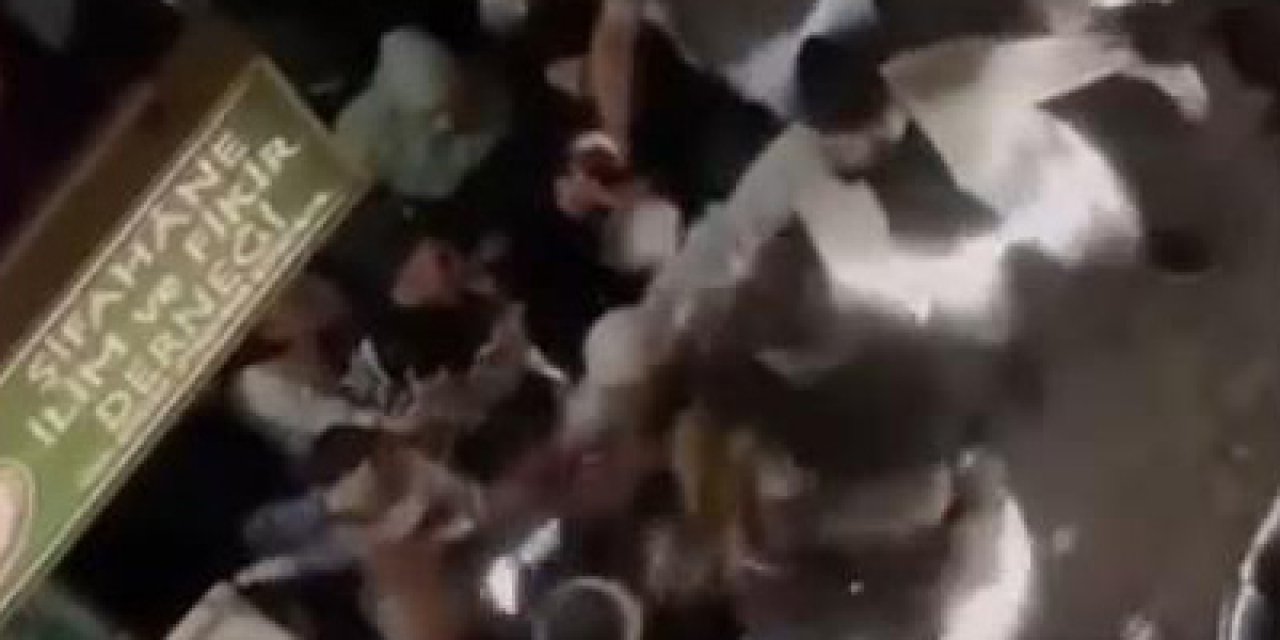 İstanbul- Küçükçekmece'de Cübbeli Ahmet Hoca'ya Yumruklu Saldırı; 1 Gözaltı/ek Görüntü-fotoğraf