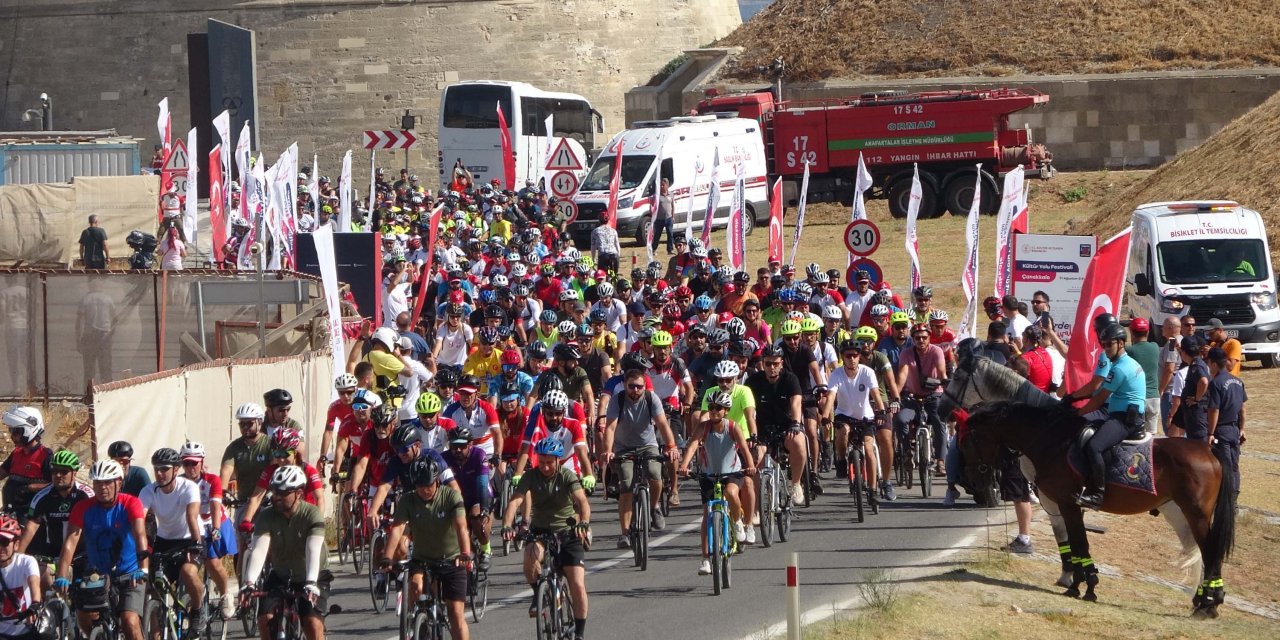 Çanakkale'de Pedallar 'Şehitlere Saygı' İçin Çevriliyor