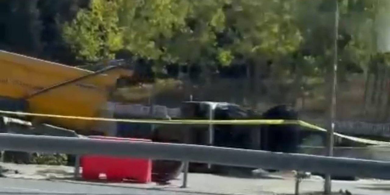 Beykoz'da Hafriyat Kamyonu İle Otomobil Çarpıştı