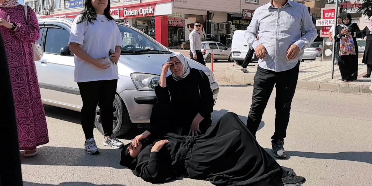 Bursa - Otomobilin Çarptığı Kadın Yaralandı; Sürücü Başından Ayrılmadı