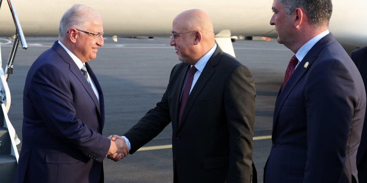 Ankara - Bakan Güler, Üçlü Savunma Bakanları Toplantısı İçin Gürcistan'da