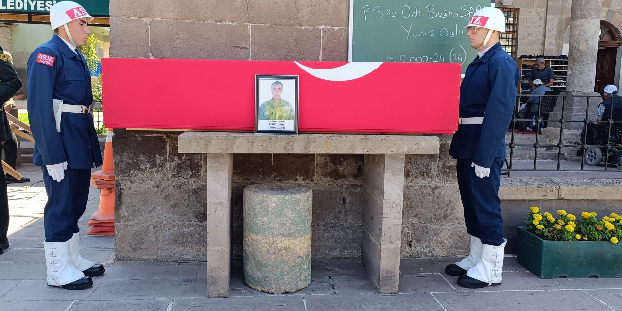 Kayseri - Kahramanmaraş'ta Trafik Kazasında Yaşamını Yitiren Asker, Kayseri'de Toprağa Verildi