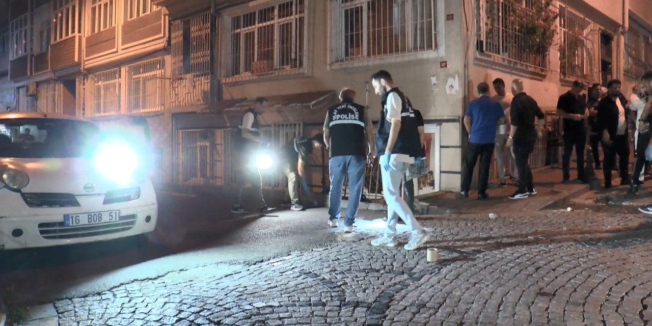 İstanbul - Fatih'te Hareketli Saatler; Kimlik Kontrolünde Polise Ateş Açan Şüpheli Böyle Yakalandı