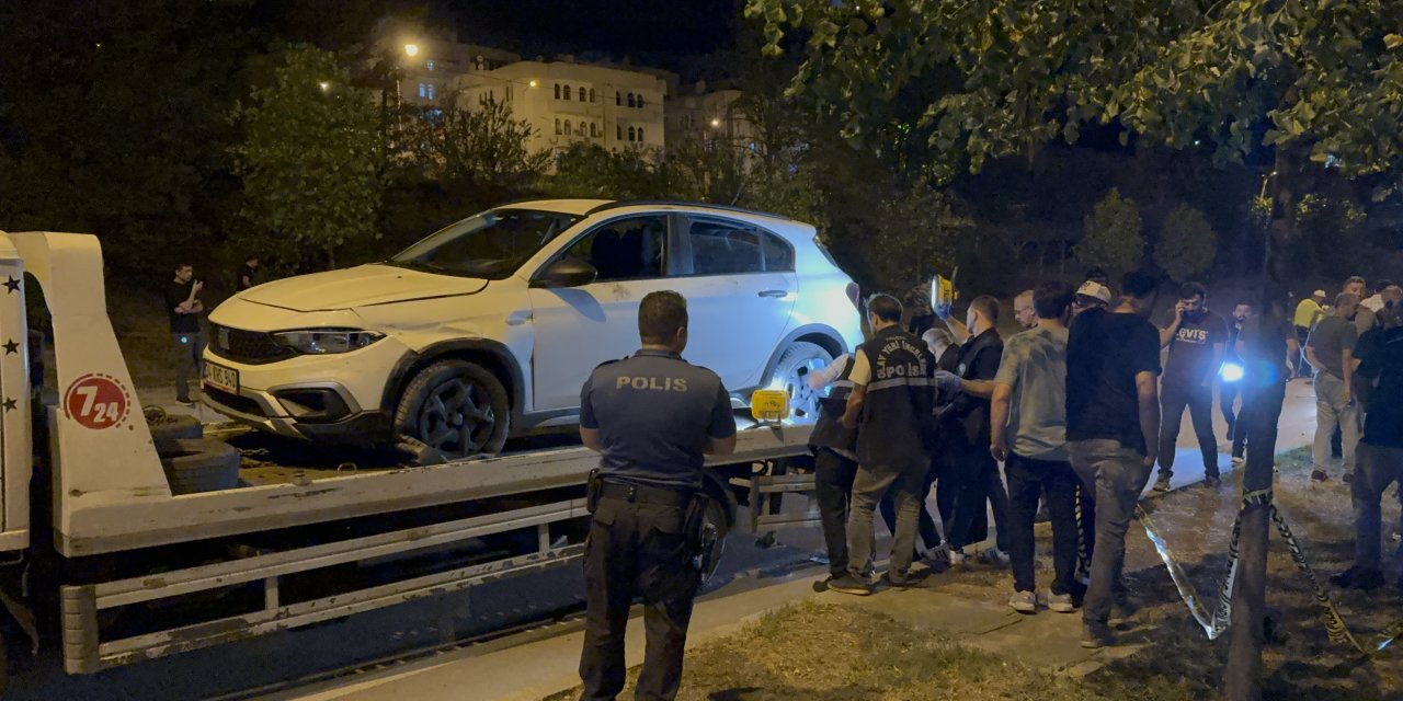 Samsun - Polisin 'Dur' İhtarına Uymayıp Kaçan Uyuşturucu Şüphelisi Refüje Çarptı; Başına Dayadığı Tabancayla İntihar Etti