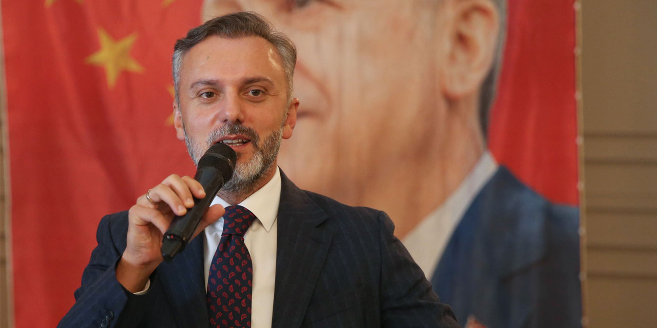 AK Parti Genel Başkan Yardımcısı Kandemir, Rize'de konuştu