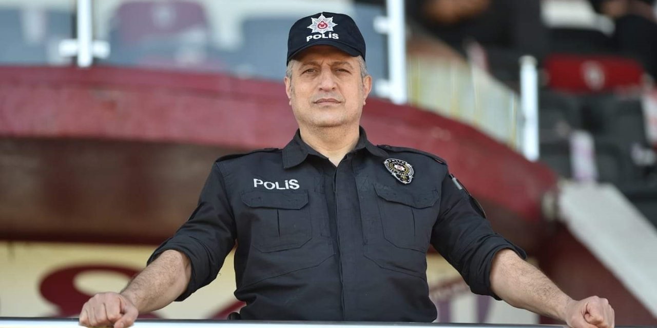 Kansere Yenik Düşen Emekli Polis Memuru Törenle Toprağa Verildi