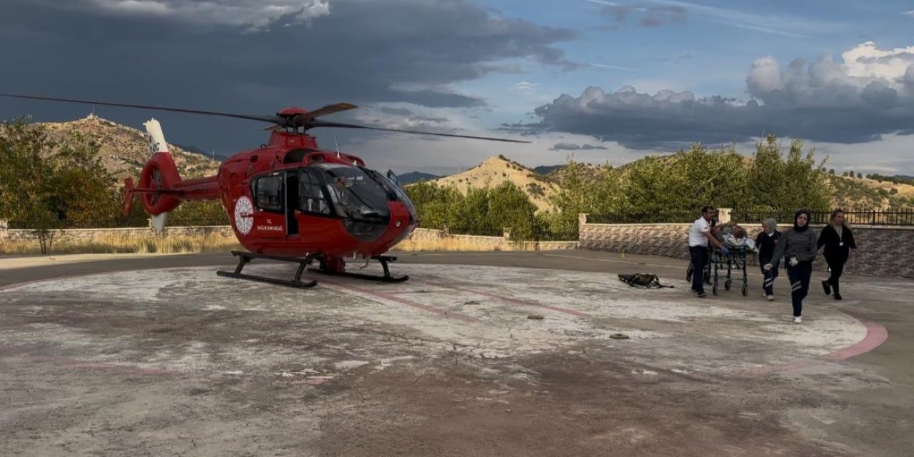 Boş Sandığı Tüfek Ateş Alınca Kendini Vurdu, Ambulans Helikopterle Hastaneye Yetiştirildi