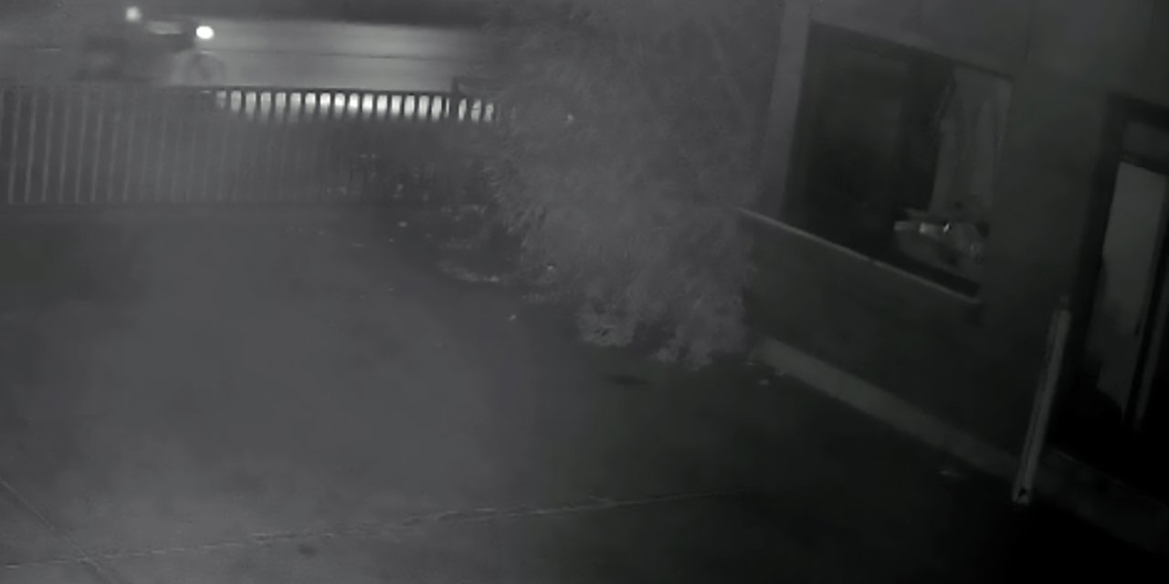 Hırdavat Dükkanını Kurşunlayıp, Birbirini Suçladılar