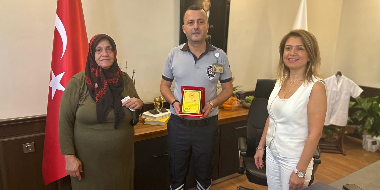 Oğlunun Nişanında Takacağı Altınları Hastanede Unuttu