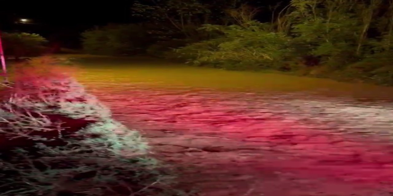 Kırıkkale'de Sağanak; Anne- Çocuğu İtfaiye Kurtardı