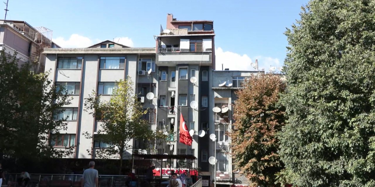 İstanbul- Kaçak Kat Üstüne Kaçak Kat