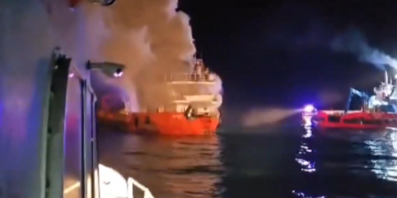 İstanbul- Şile'de Gemide Çıkan Yangın Ekiplerin Müdahalesiyle Söndürüldü -2 /ek Bilgiyle