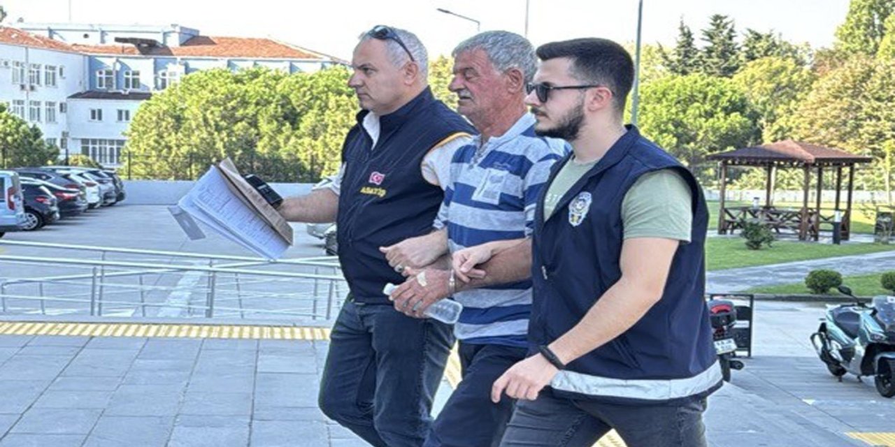 Cinayet işleyip, 'Adamı vurdum, polis çağırın beni alsın' diye bağıran şüpheli adliyede
