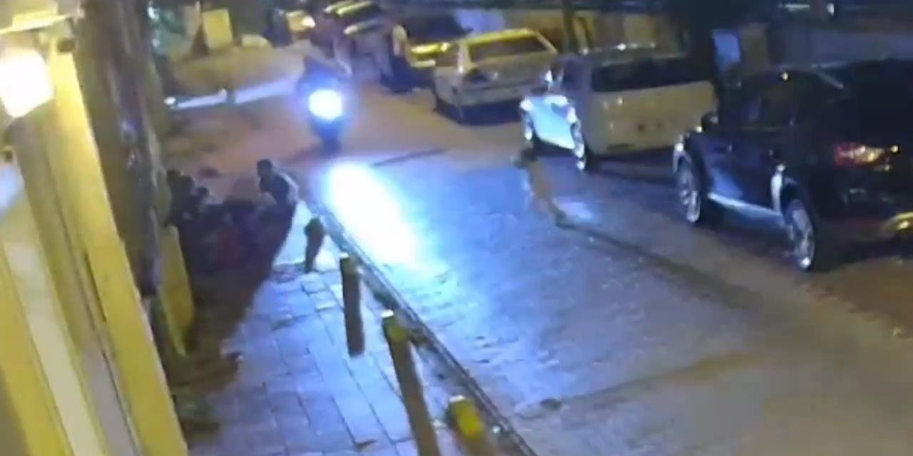 İstanbul-fatih'te Motosikletin Çarptığı Çocuk Hayatını Kaybetti