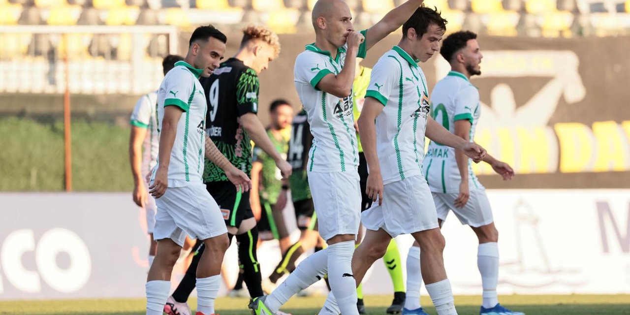 Aliağa Futbol Kazanıp Rahatladı