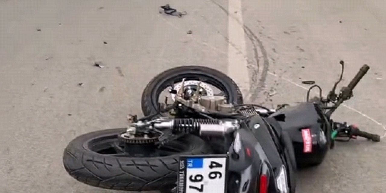 İnegöl'de, Minibüsle Çarpışan Motosikletin Sürücüsü Ağır Yaralandı