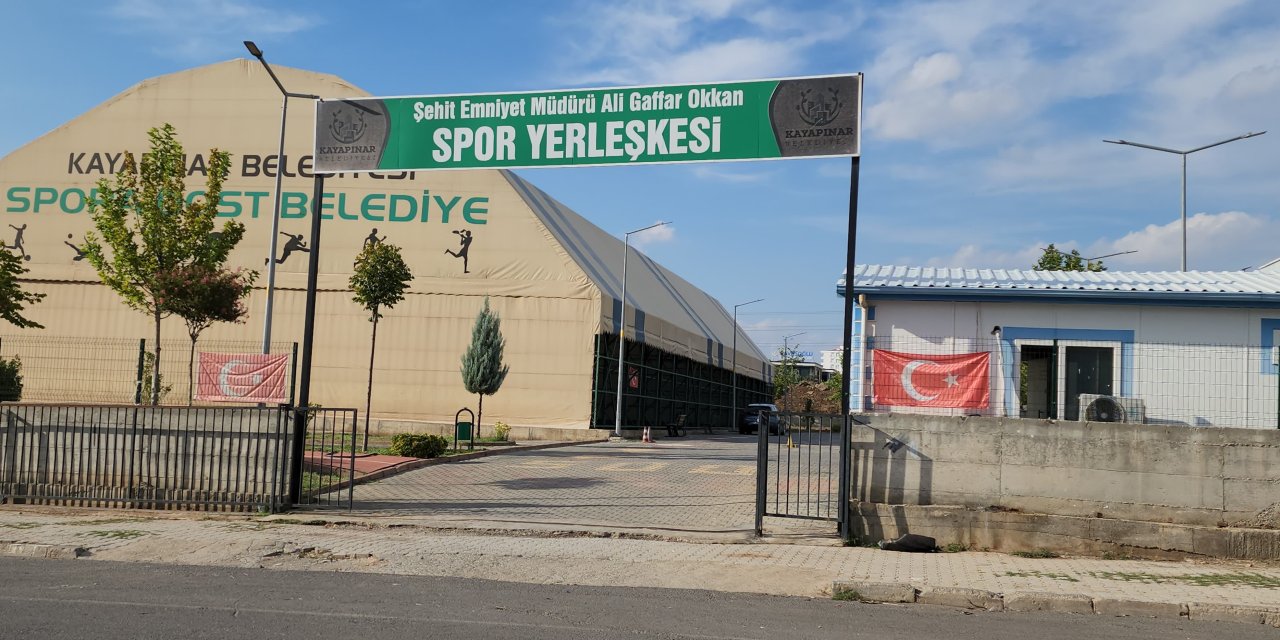 Kayapınar Kaymakamı Bilgin, Şehit Emniyet Müdürü Gaffar Okkan’ın İsminin Değiştirilmesini Reddetti