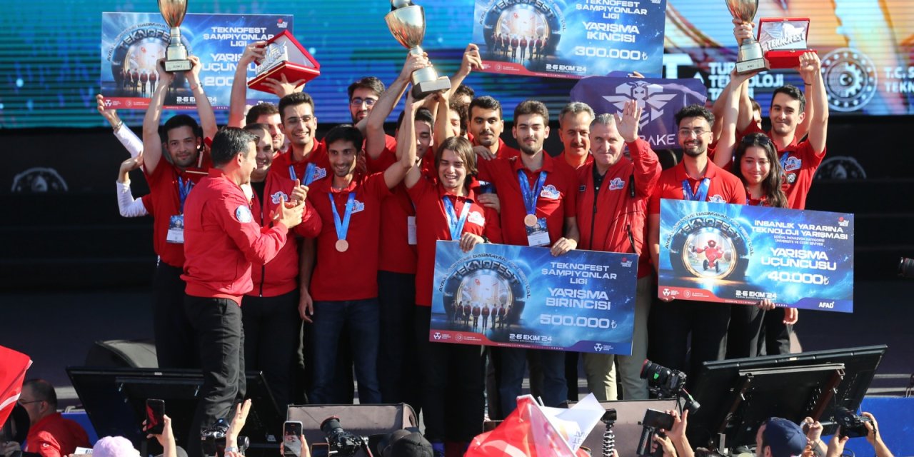 Teknofest Şampiyonlar Ligi Şampiyonları Ödüllerini Aldı