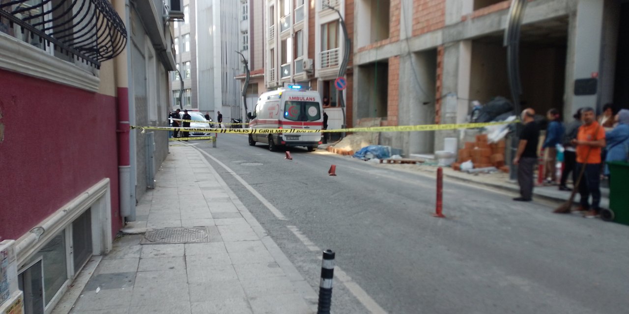 İstanbul-silivri'de 4'üncü Kattan Düşen Kadın Hayatını Kaybetti