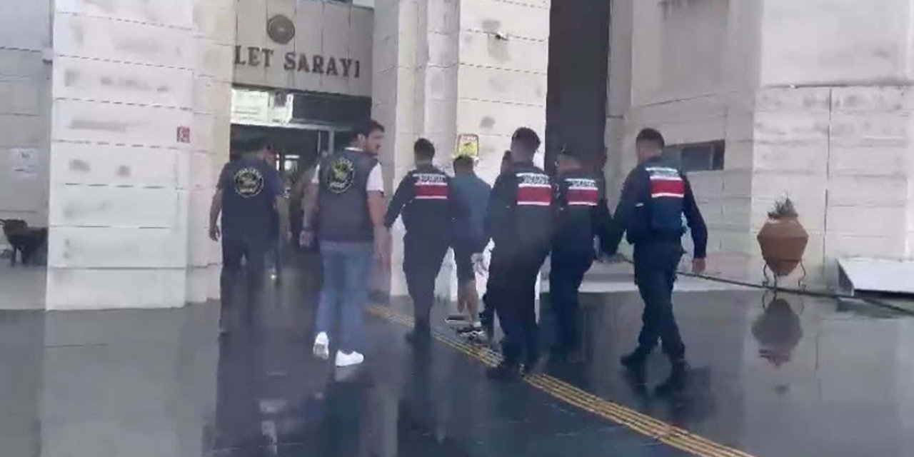 Eşiyle Barışmaya Gittiği Kayınpederinin Evinde Katliam Yapan Damat Tutuklandı