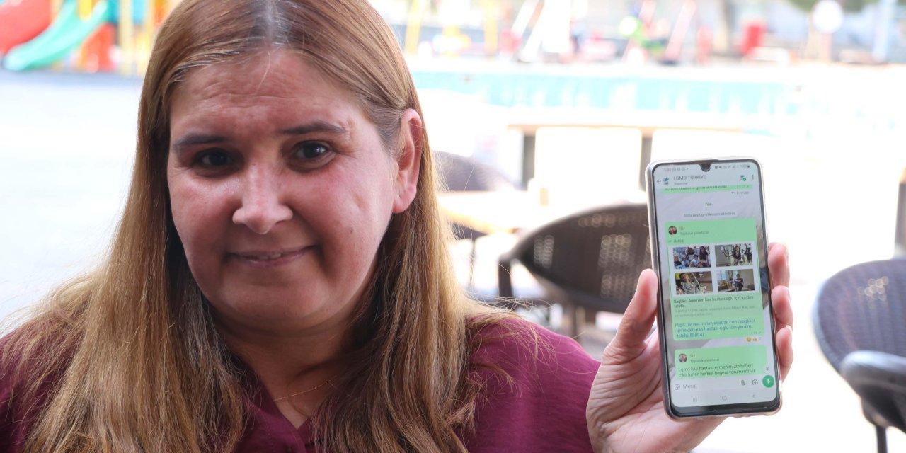 Kendisi Gibi Kas Hastası Kardeşleriyle Topluluk Kuran Şenay'ın Farkındalık Mücadelesi