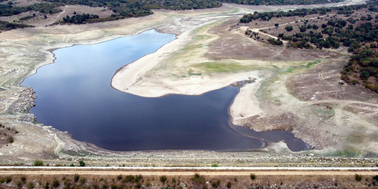 35 Yıldır Tarım Arazisinin Sulandığı Gölet, Kuruma Noktasına Geldi