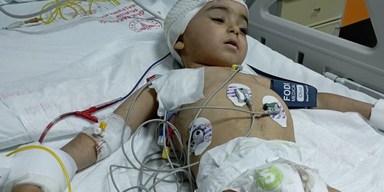 9 Böbrek Ameliyatı, 2 Kez Beyin Kanaması Geçiren Muhammed, Nakil Bekliyor