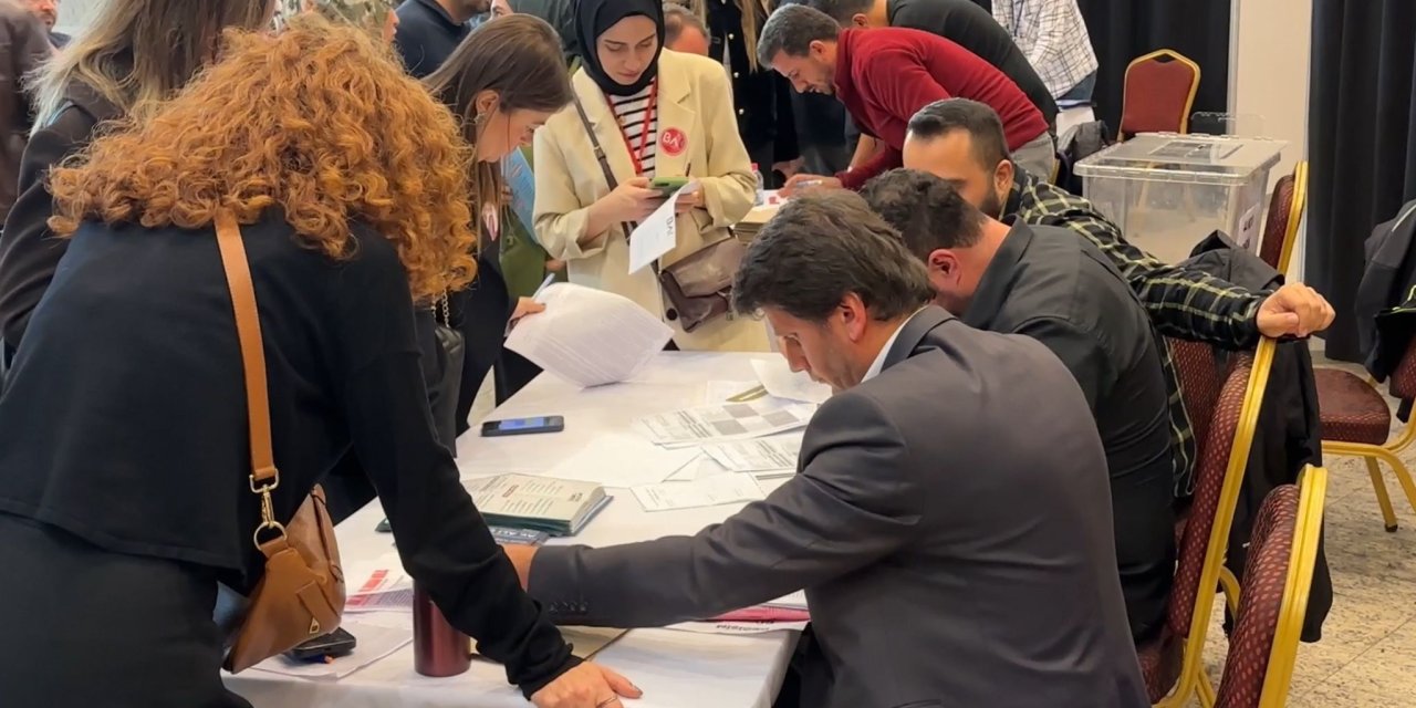 İstanbul-istanbul Barosu'nda İbrahim Özden Kaboğlu Dönemi Başladı