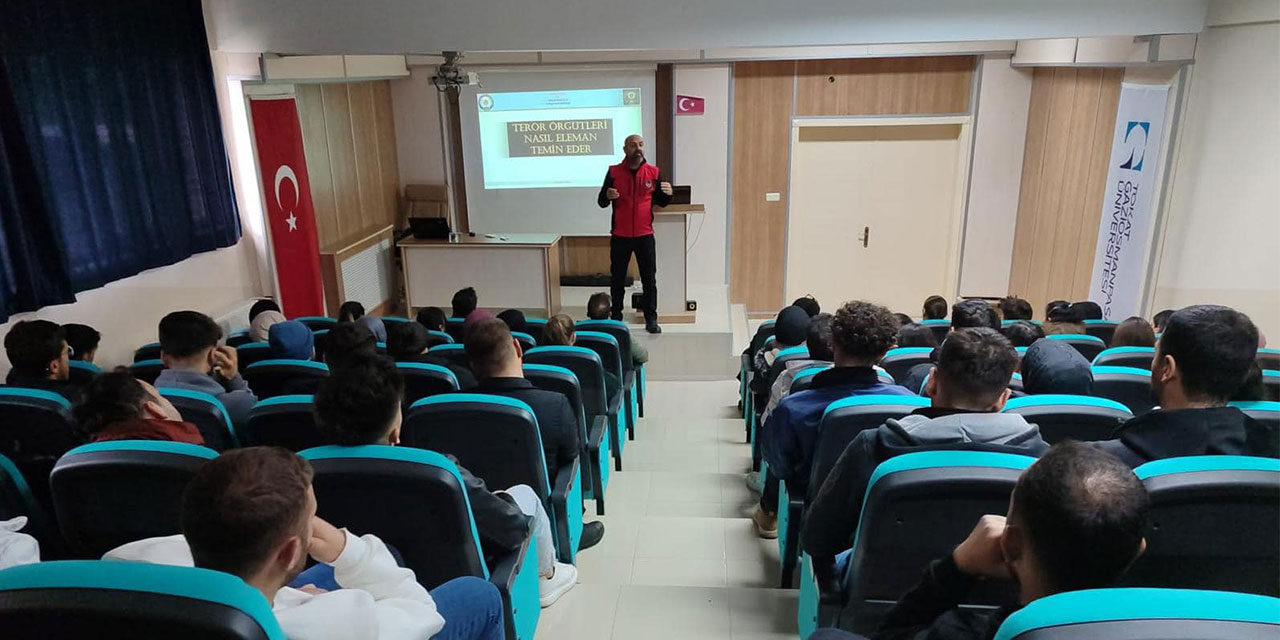 Almus'ta öğrencilere "Narkogençlik" eğitimi verildi