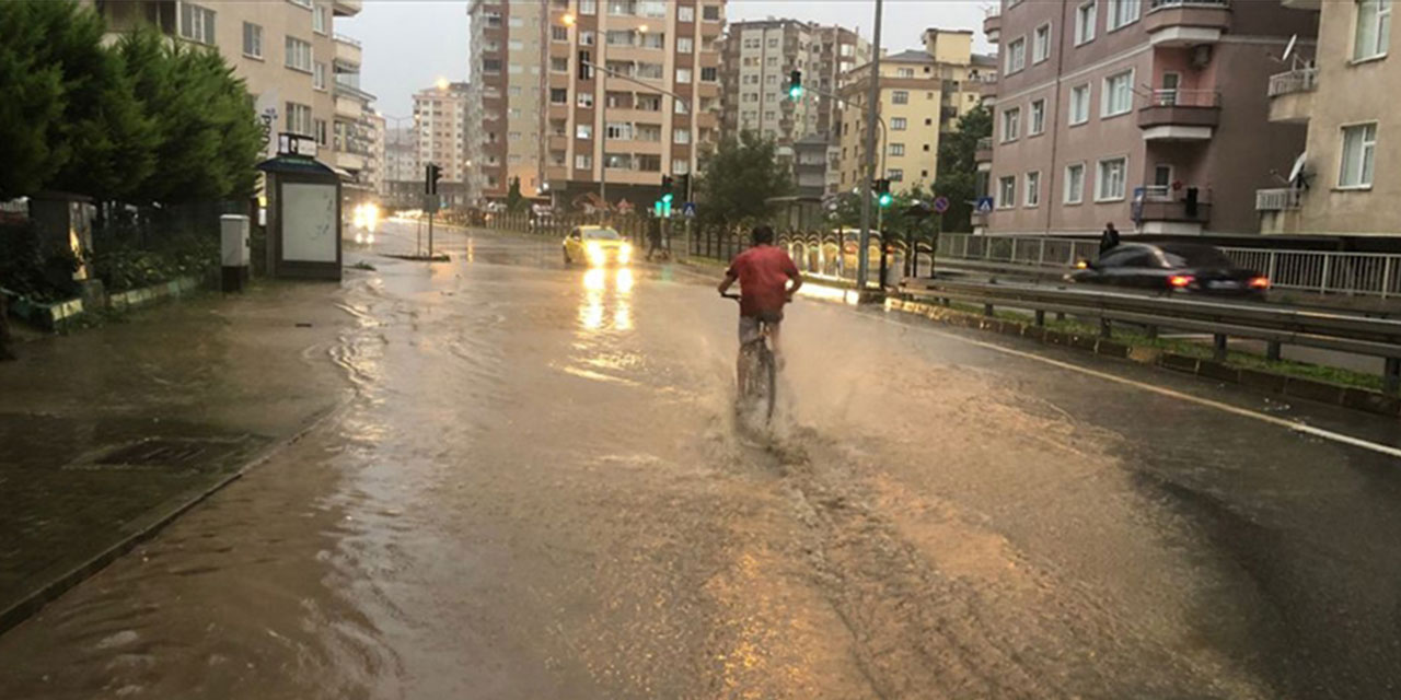 Doğu Karadeniz'de kuvvetli yağış uyarısı!