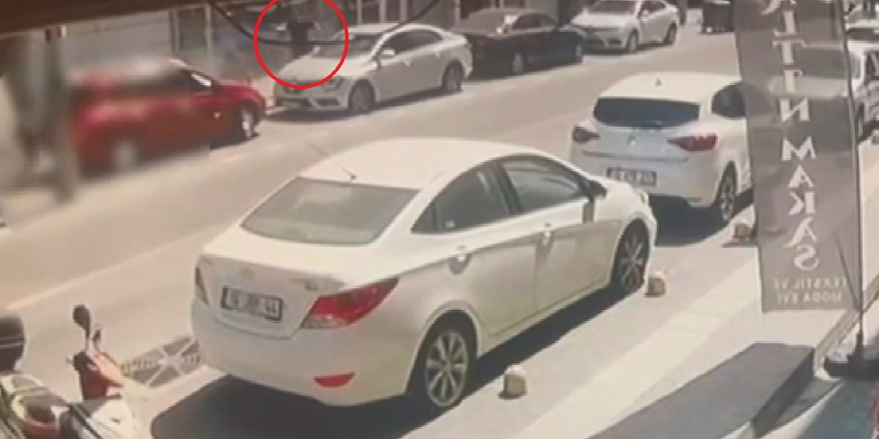 Ağabeyinin Katilini Öldürmüştü; Saldırı Anı Kamerada