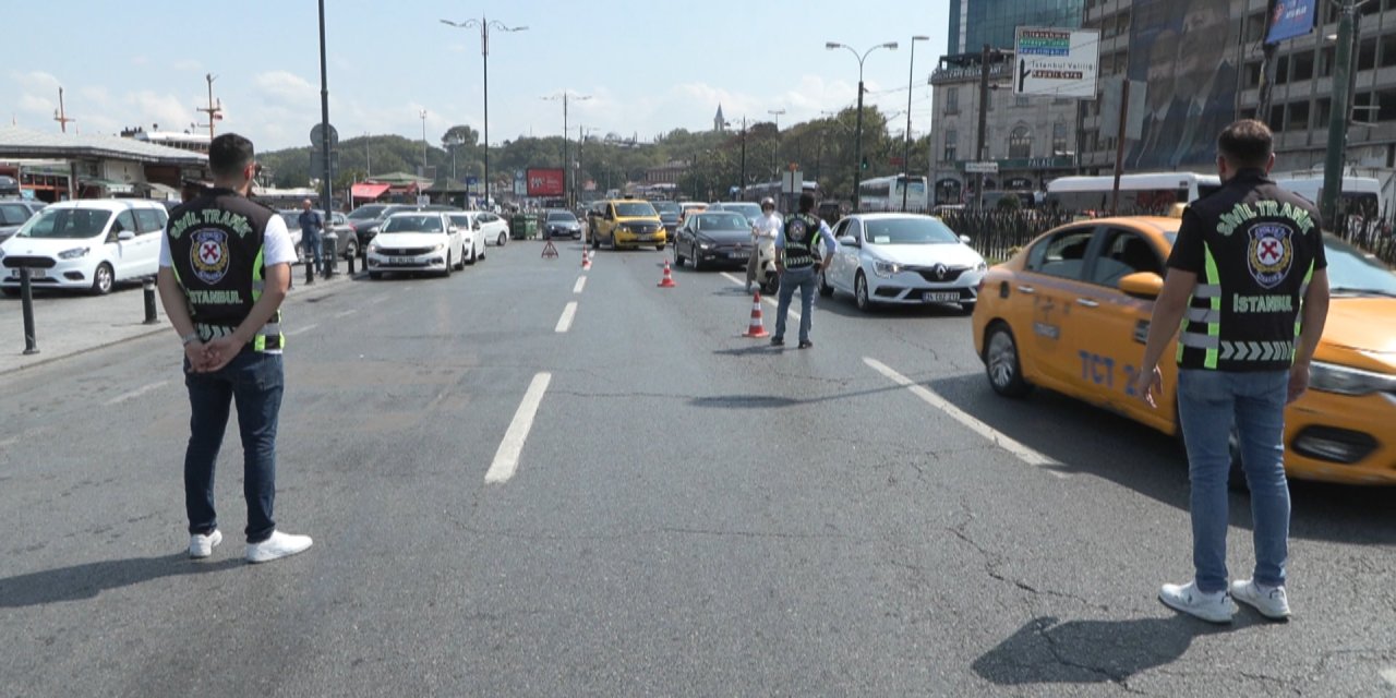 Eminönü'nde Taksi Denetimi