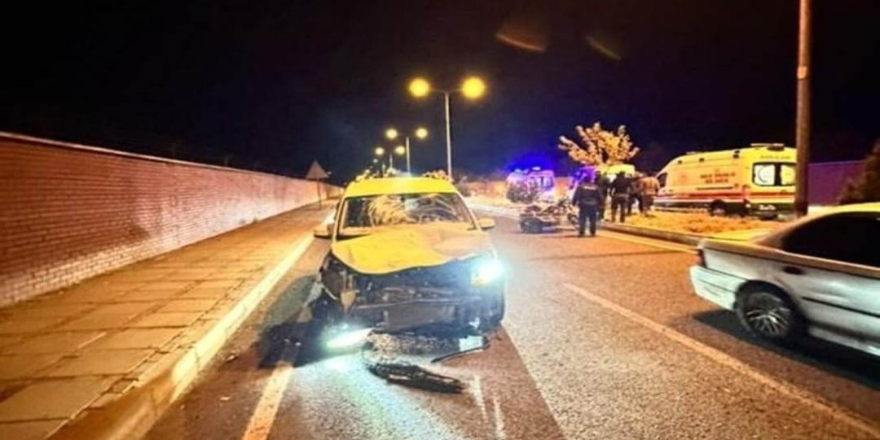 Bingöl'de hafif ticari araç ile sepetli motosiklet çarpıştı: 1 ölü, 2 yaralı