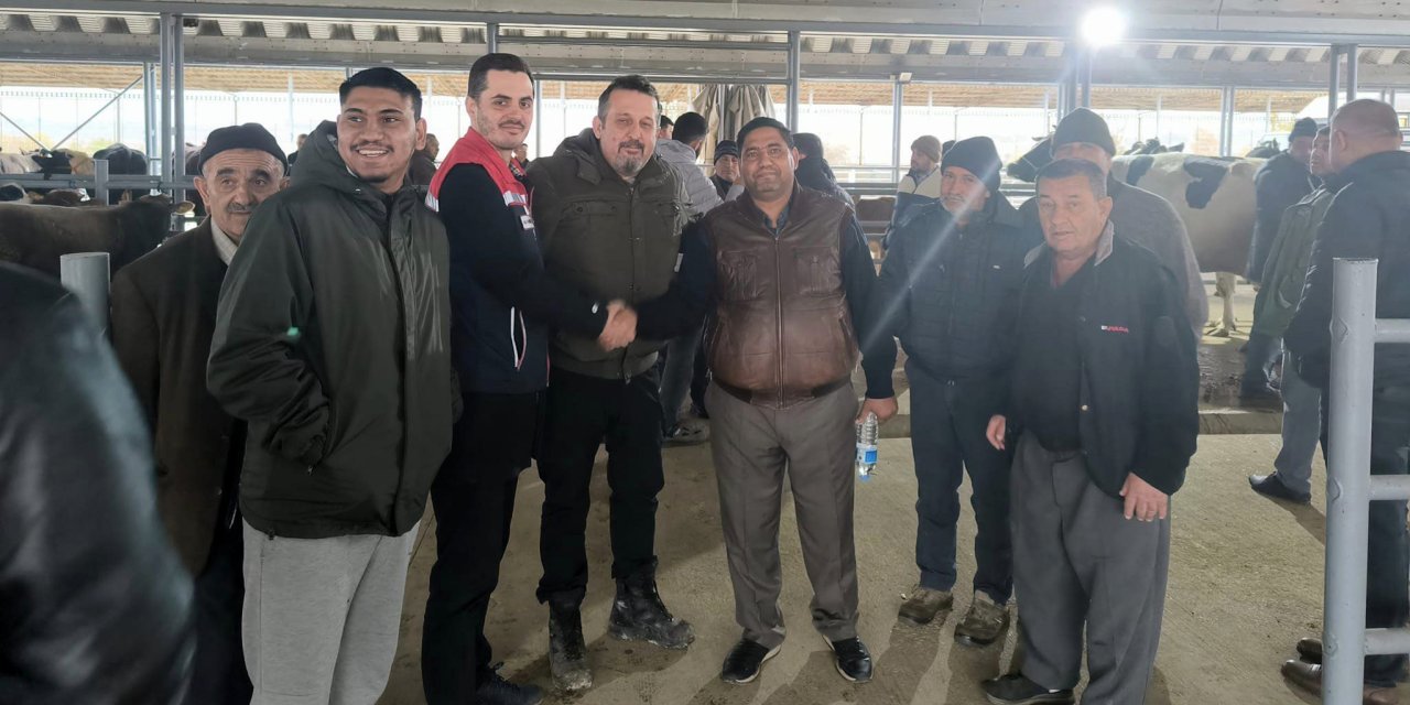 Edirne’de Hastalık Nedeniyle Kapatılan Canlı Hayvan Pazarı Yeniden Açıldı