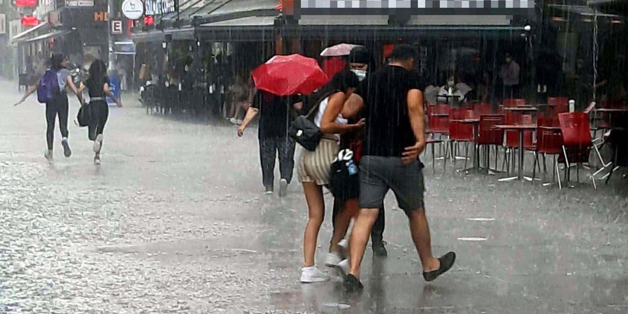 Ege'de 5 İl İçin 'Yağışlı Hava' Uyarısı