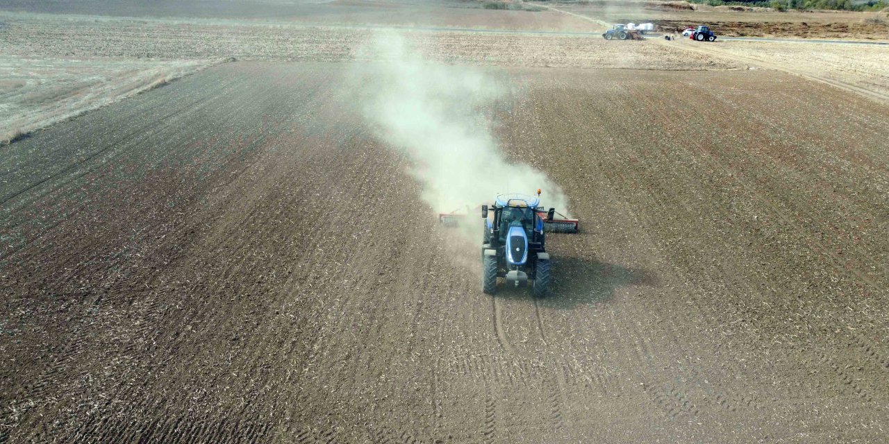 Ekim Mesaisi Biten Buğdayda, Üreticinin Gözü Yağışlarda
