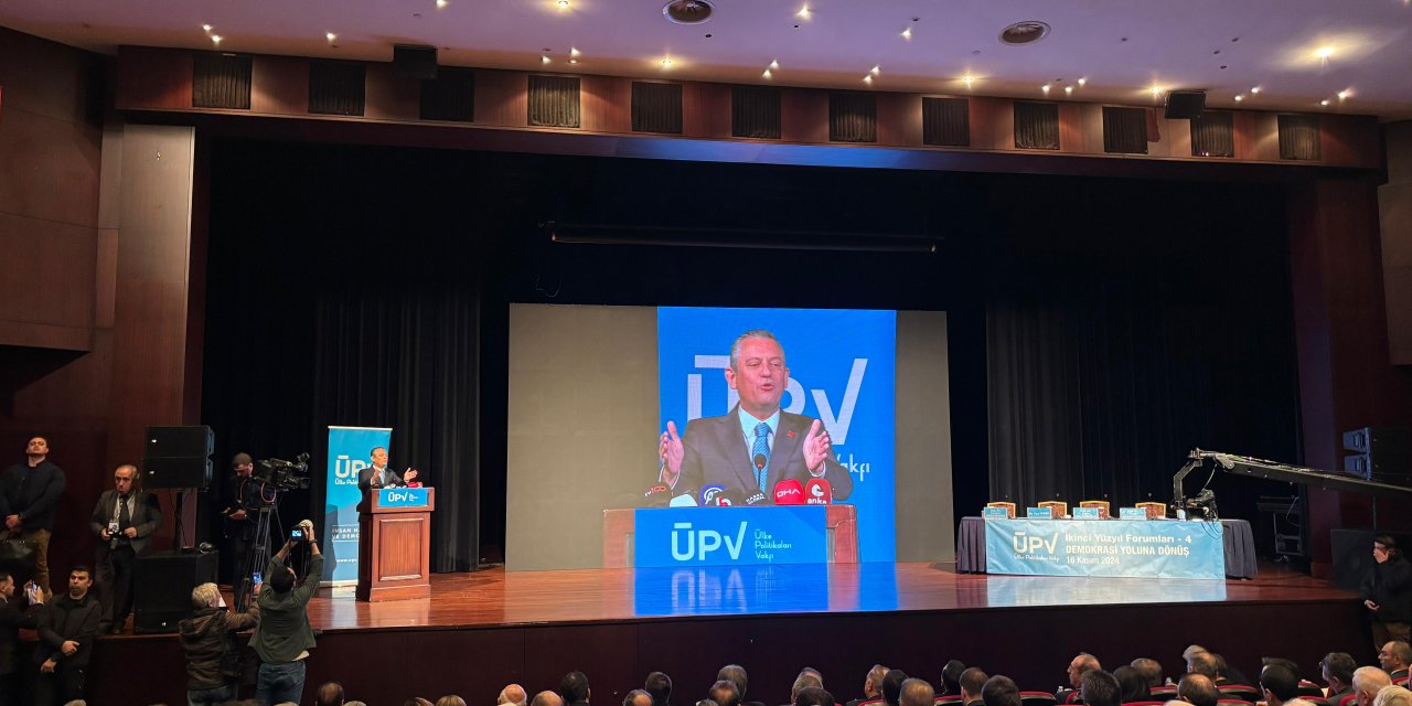 İstanbul - Özgür Özel : Parti içinde adaylık tartışmalarını bir kenara bıraktık