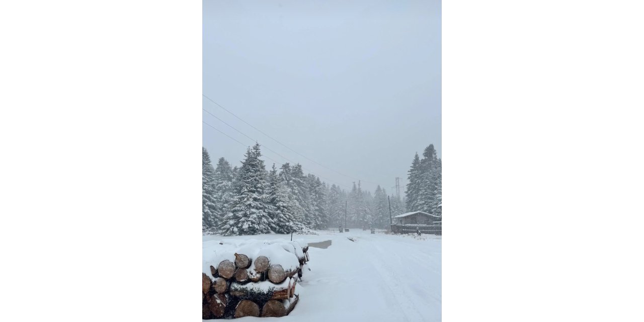 Bursa'da Kar; Uludağ'da Kar Kalınlığı 20 Santimetreye Ulaştı