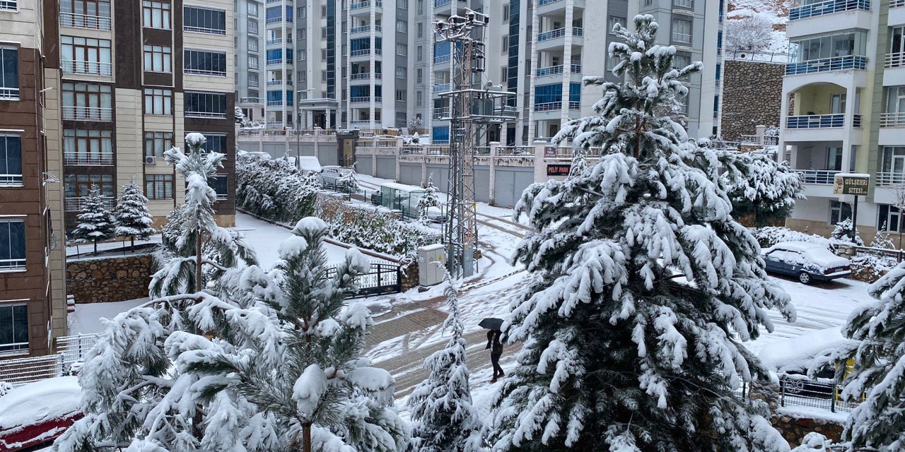 Elazığ'da Eğitime 1 Gün Ara Verildi
