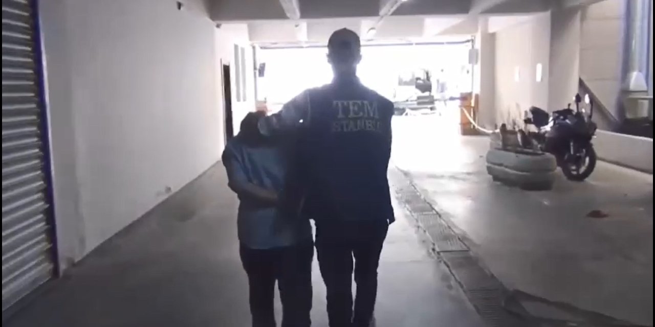 İstanbul - İstanbul'da Deaş'a Silah Temin Edip Lojistik Destek Sağlayan 2 Kişi Yakalandı