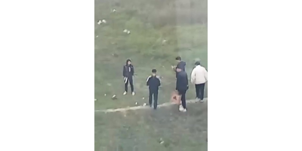 İstanbul - Sultangazi’de havaya ateş ederken yakalanan çocuklar ailelerine teslim edildi