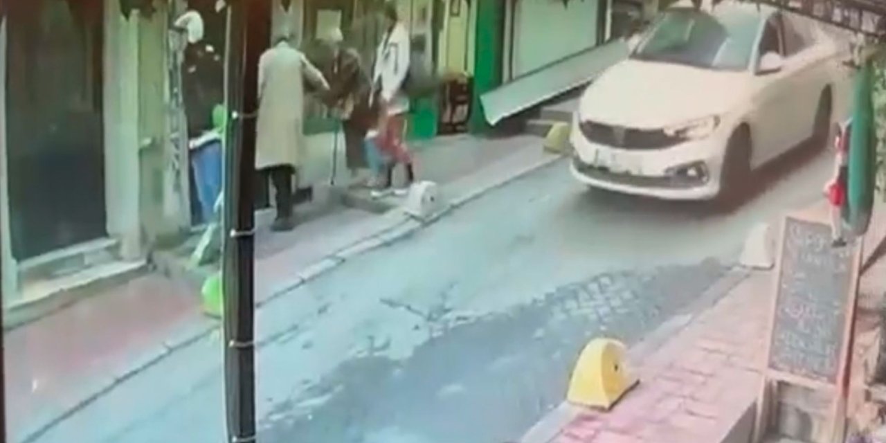 İstanbul - Beyoğlu’nda oğlu tarafından öldürülen kadının son görüntüleri ortaya çıktı