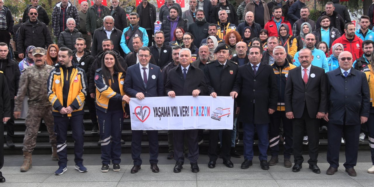 Trabzon'da 'Fermuar Sistemi İle Yaşama Yol Ver' Kampanyası