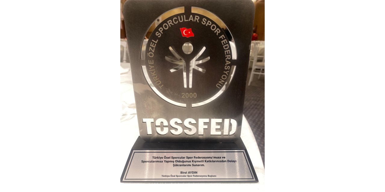 TÖSSFED gecesinde özel sporcular ödüllendirildi