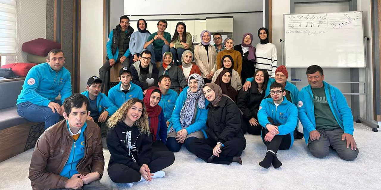 KYK Ayder Kız Öğrenci Yurdu Öğrencileri Özel Gereksinimli Çocuklarla Bir Araya Geldi