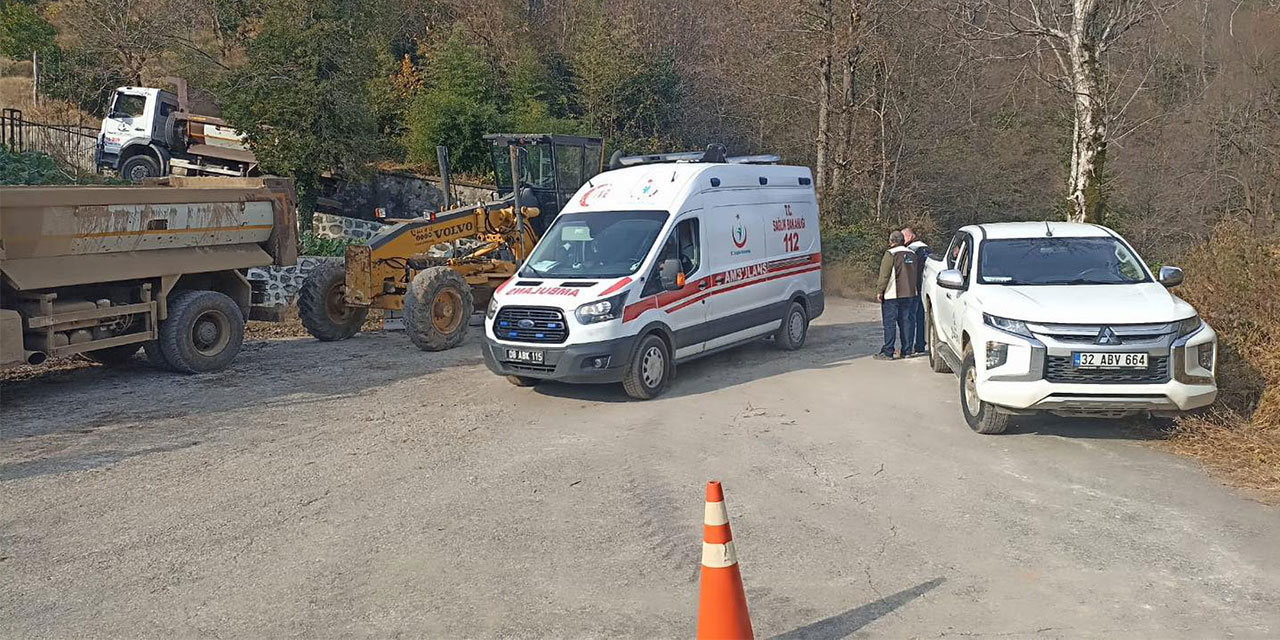 Rize Artvin Arasındaki Heyelan Sonrası Ulaşıma Kapanan Karadeniz Sahil Yolu'nun Alternatif Yol Güzergahı Belirlendi