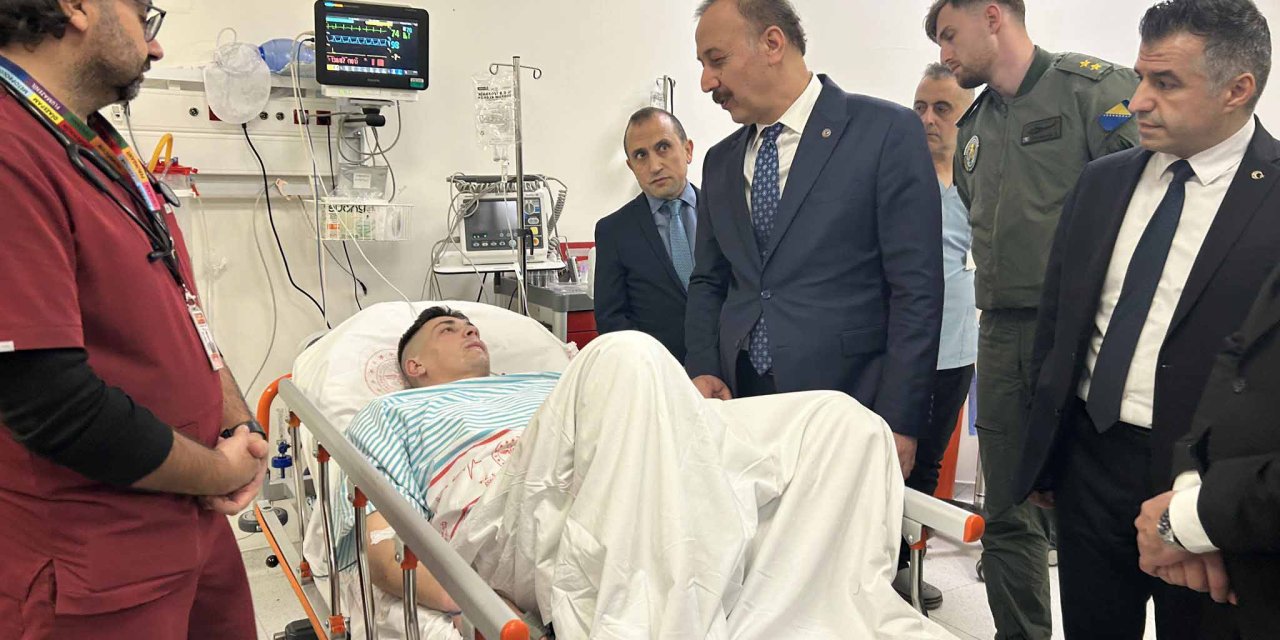 Isparta'da eğitim uçuşu sırasında askeri helikopter düştü: 6 şehit (4)