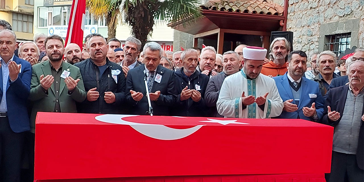 Şehit Teğmen Ceyhun Kalyoncu Rize'de son yolculuğuna uğurlandı