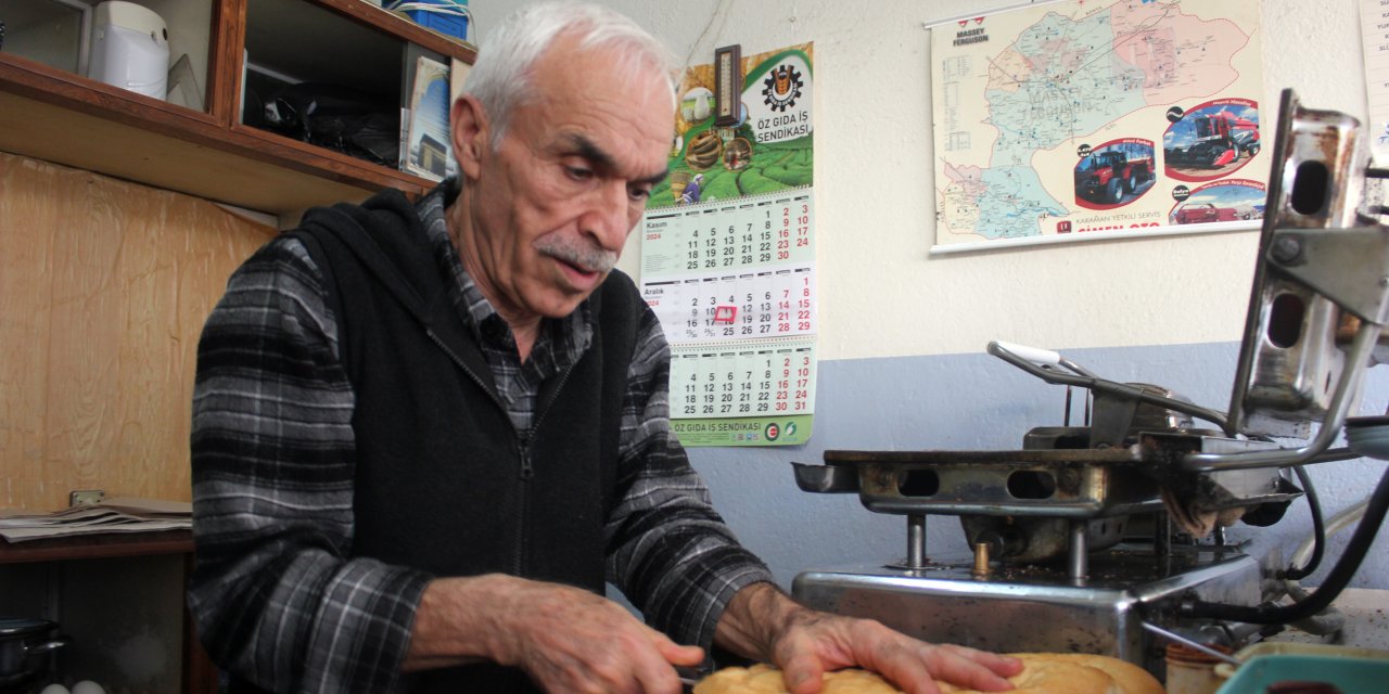 40 Yıllık Esnaf; Tostu 10 Tl'ye Satıyor