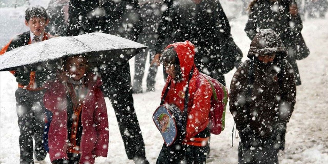 Ardeşen’de Taşımalı Eğitime 1 Gün Ara Verildi